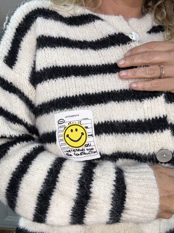 Gilet smiley noir – Image 4