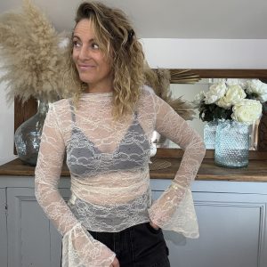 Top en dentelle beige