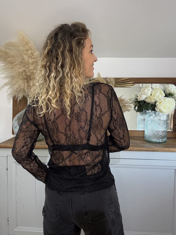 Top en dentelle noir – Image 2